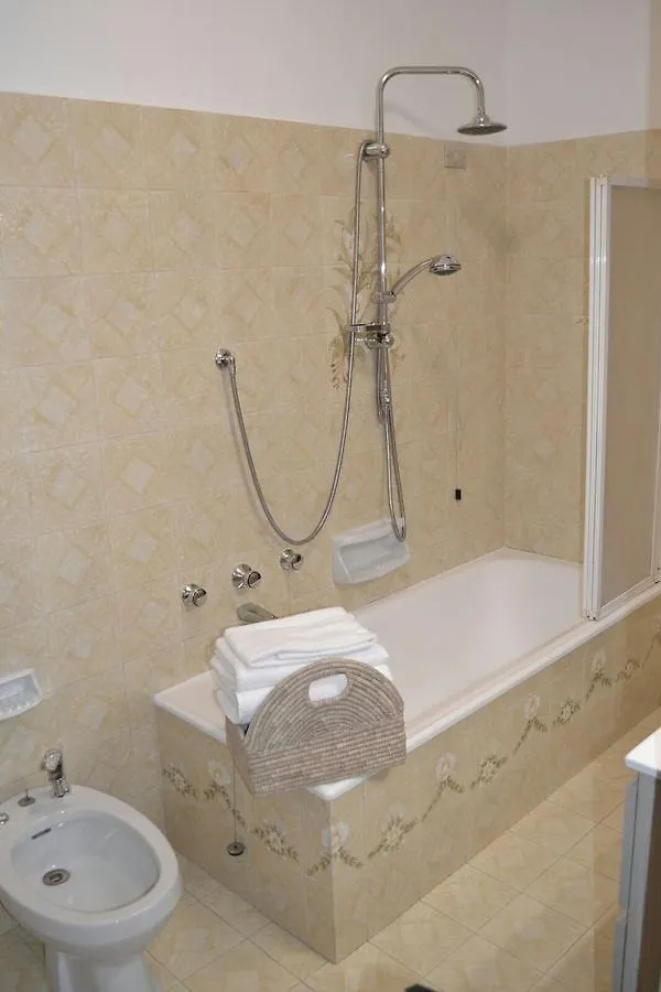 Le Grigne Guest House Oliveto Lario Apartament